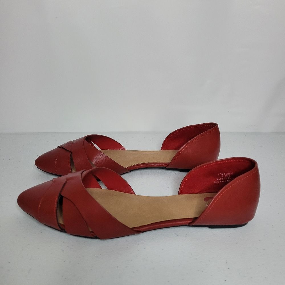Journee Collection Brandee Red Flats
